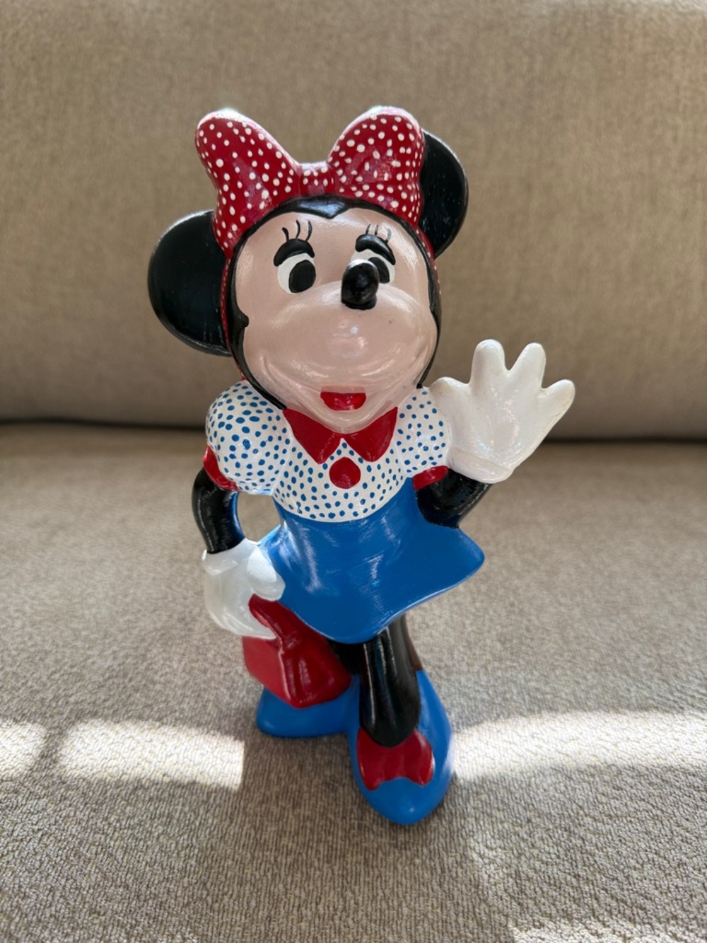 Vintage Walt Disney Minnie Mouse Figurine in Red, Blue, White, Black, 8.5x5